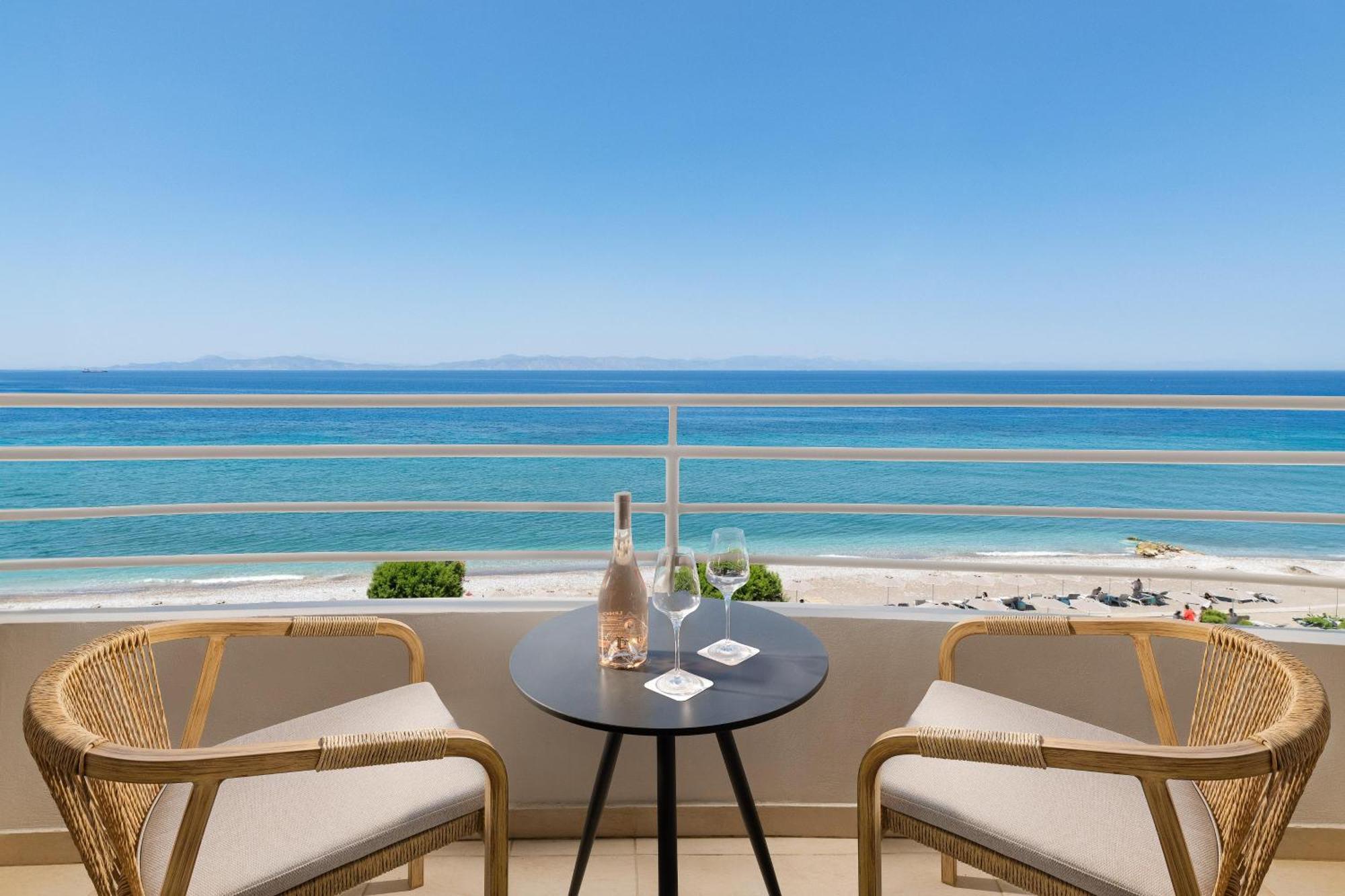 Electra Palace Rhodes เอียลิซอส ภายนอก รูปภาพ View from the balcony of a suite at the hotel