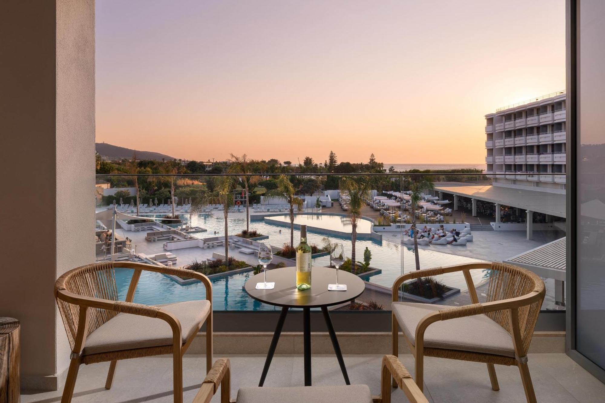 Electra Palace Rhodes เอียลิซอส ภายนอก รูปภาพ View from a room at the hotel